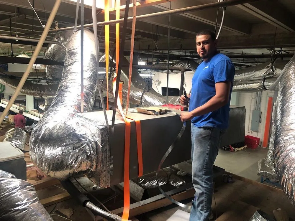 Slide of S&L Electrical & Construction