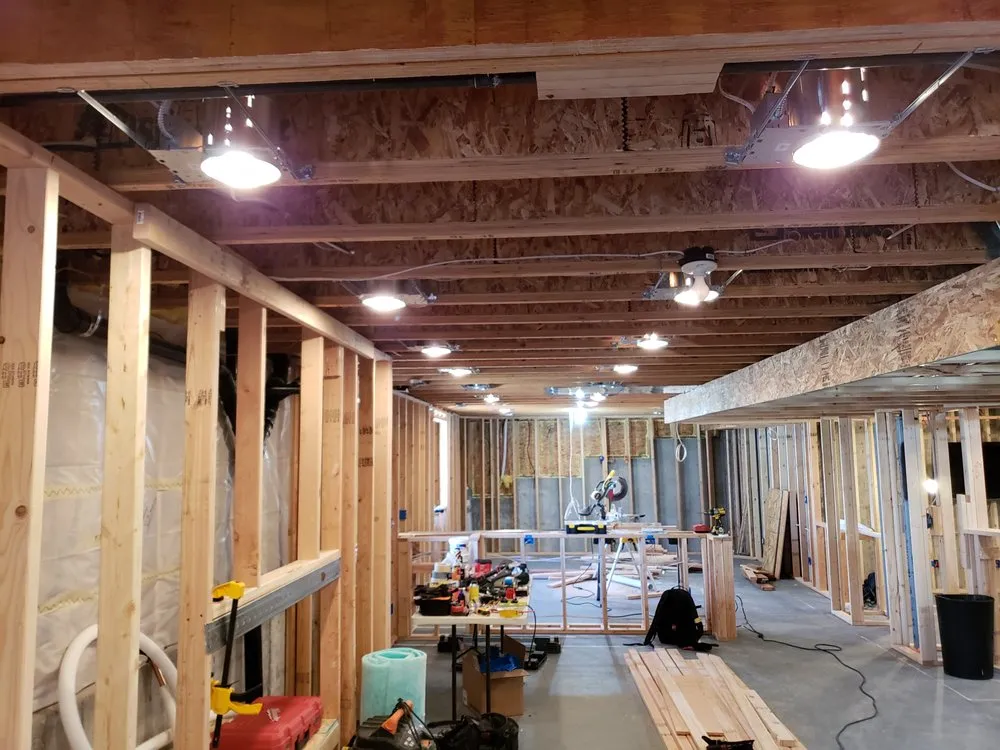 Slide of SladeEnergy