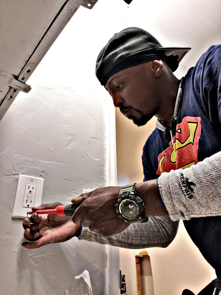 Slide of SladeEnergy