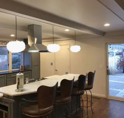 Slater Electric Logo