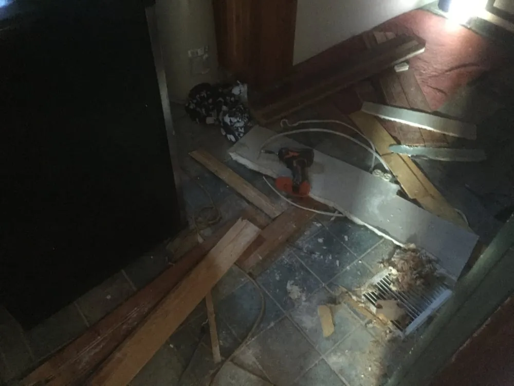 Emergency outlet and switch repair in Duette, FL by Slentz Electric