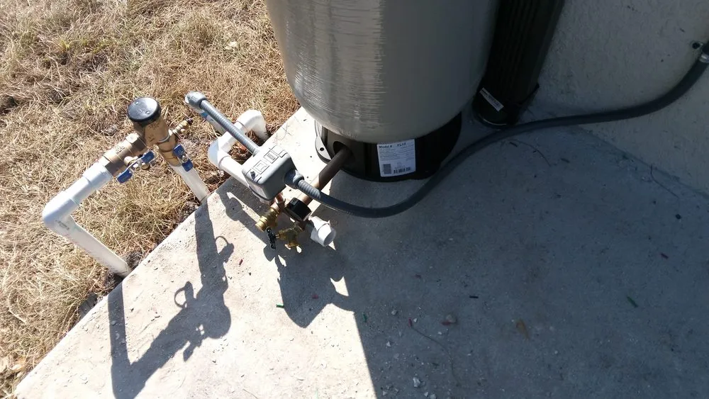 Slide of SM Electric Contractor Service