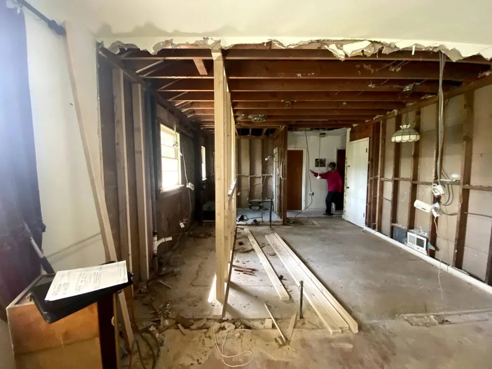 Slide of S&M Electrical Connections