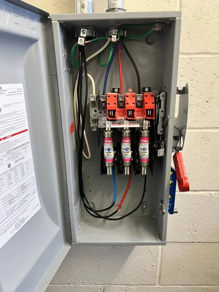 Slide of Smalls Electric