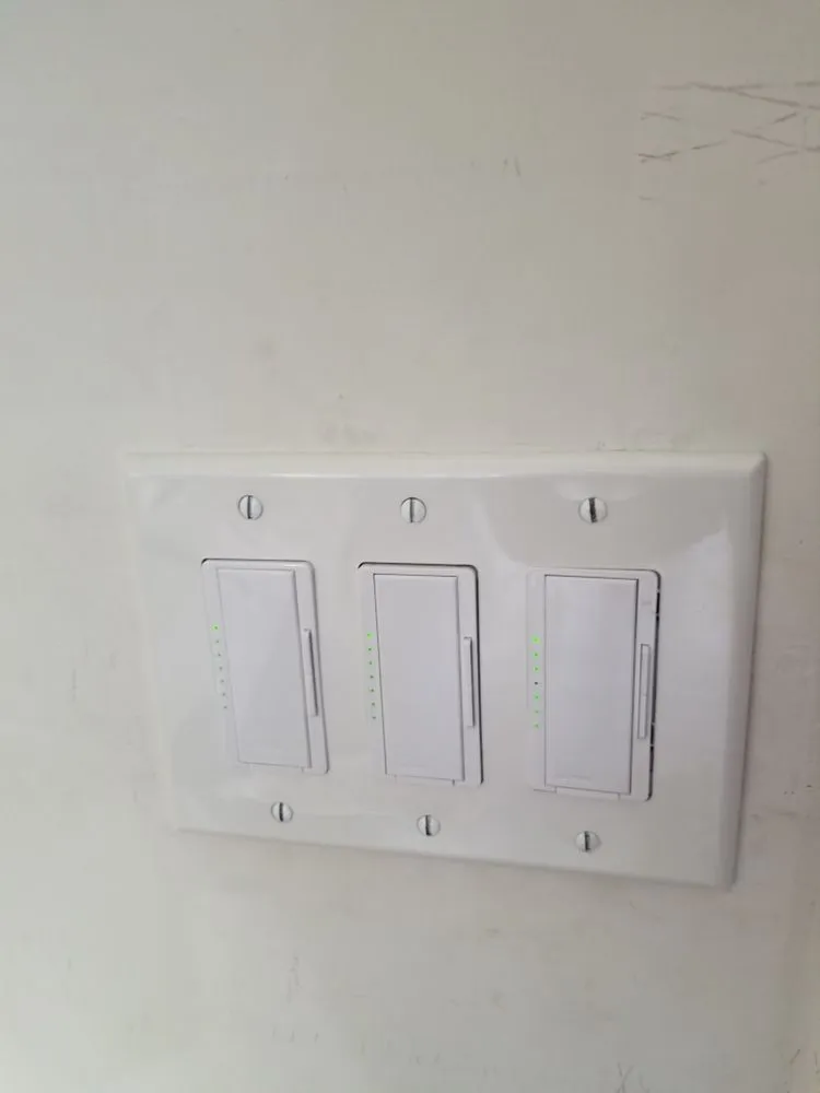 Slide of Smalls Electric