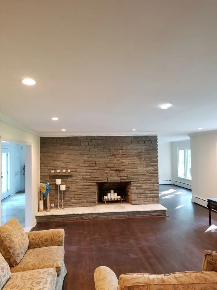 Slide of Smalls Electric