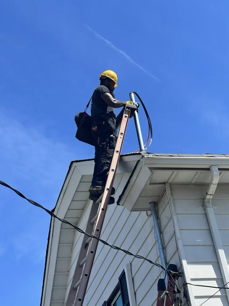 Slide of Smalls Electric