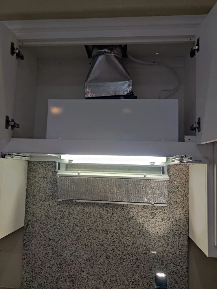 Emergency electrical service for homes in lighting installation,  by 