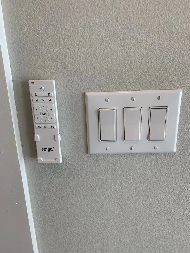 Slide of Smart Choice Electrical Services