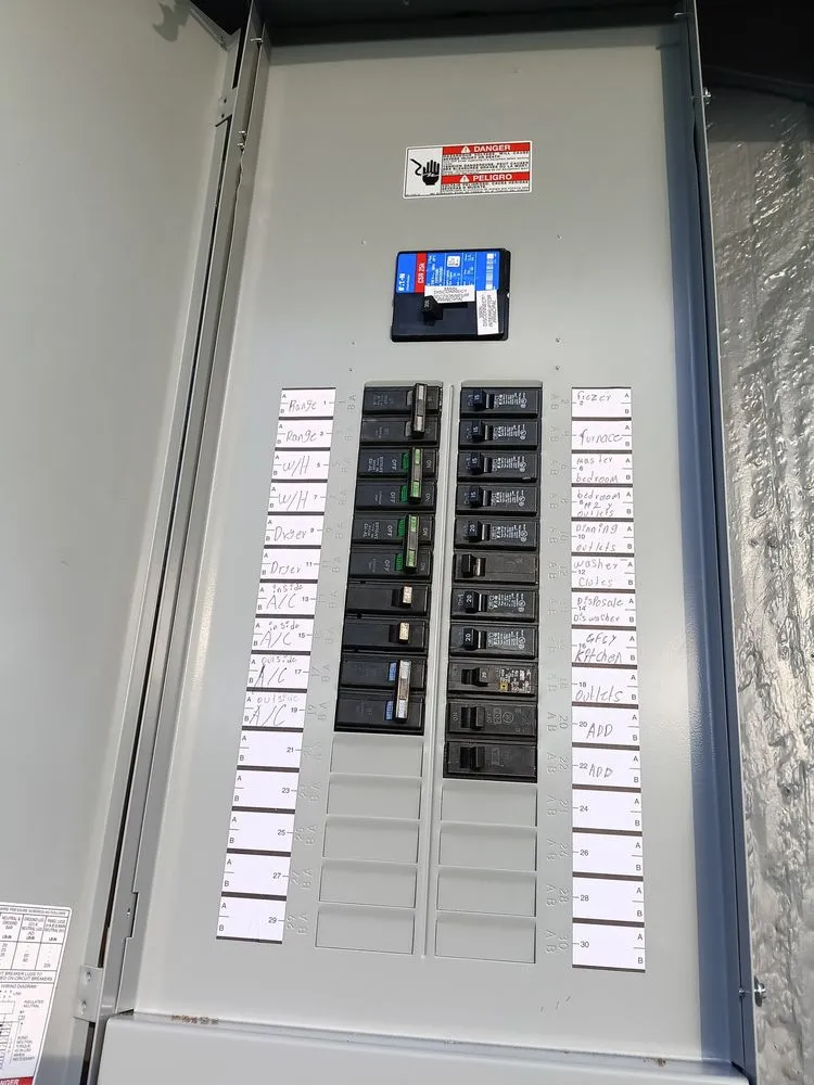 Slide of Smart Electric en Remodeling