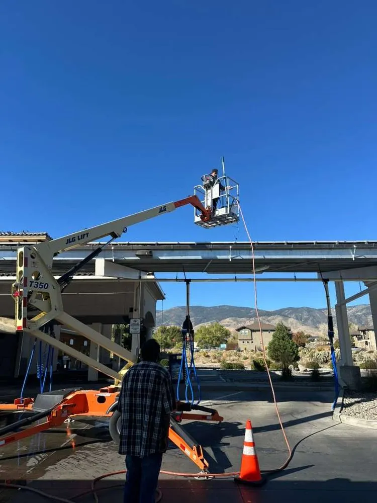 Slide of Smart Giga Watt