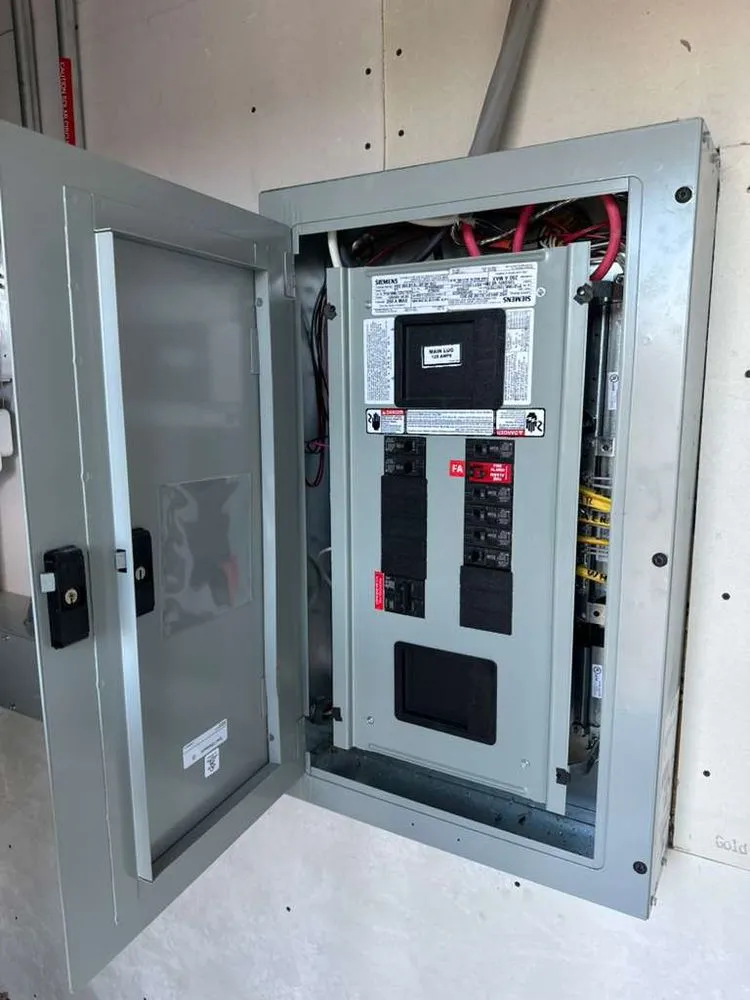 Slide of Smart Giga Watt