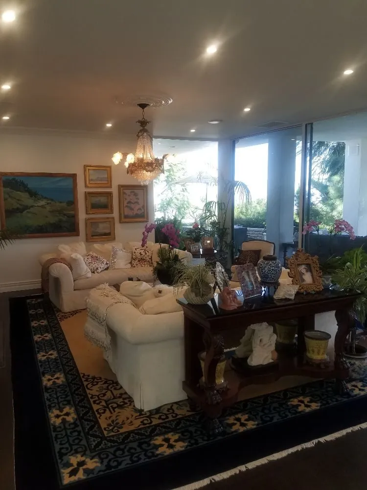 Expert electrician providing lighting installation in los angels, CA - Smart Home Power Electric
