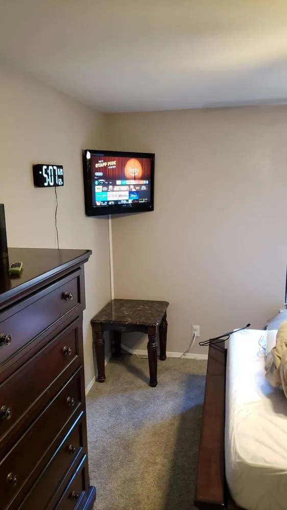 Professional circuit breaker repair service in ,  - Smart Home Services