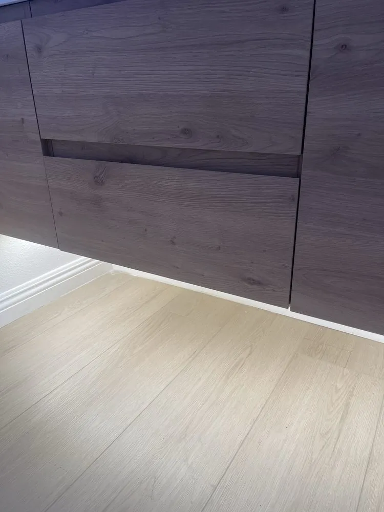 Emergency electrical service for homes in emergency electrical service,  by 