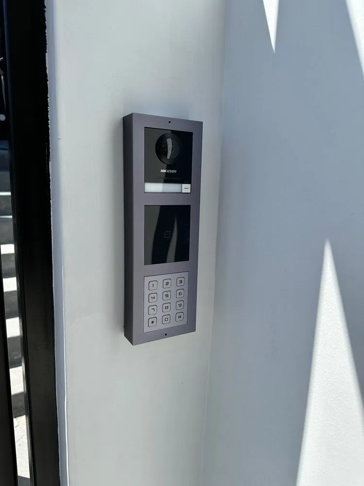 Slide of Smart Mate Technology