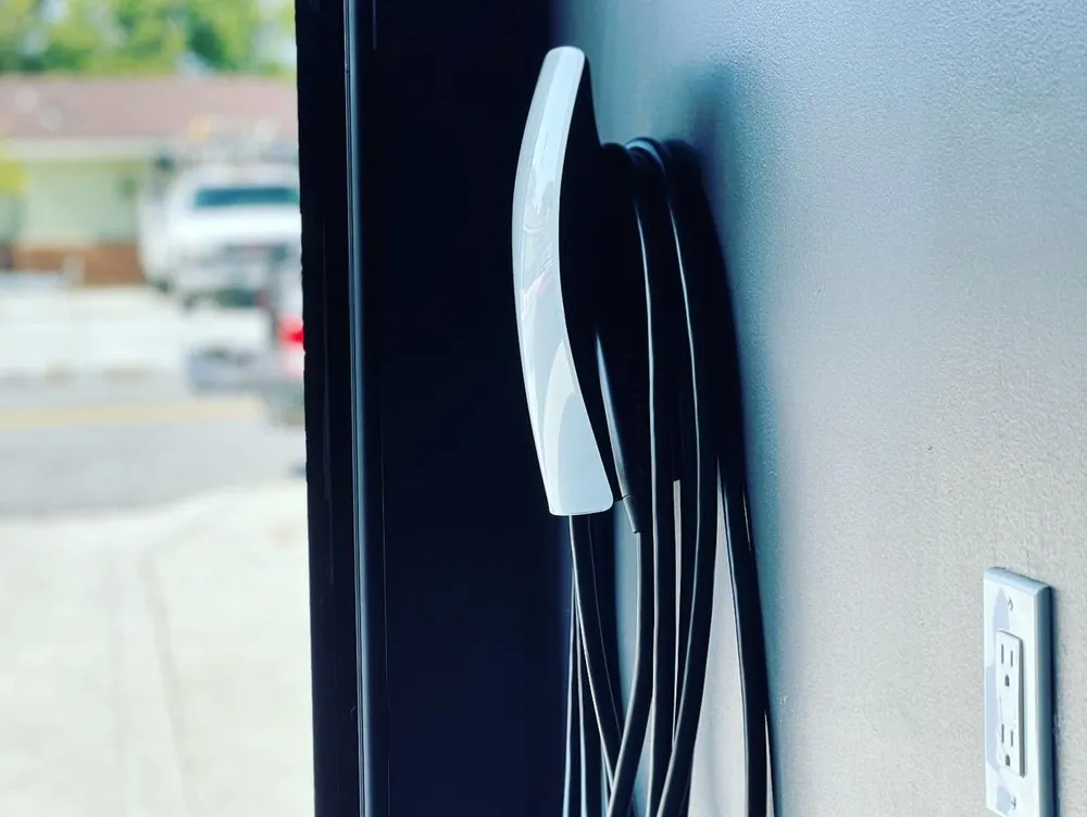 Slide of Smart Plug EV