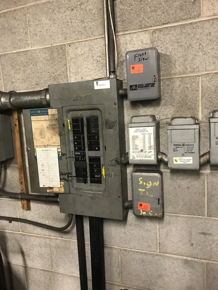 Slide of Smart Source Electric