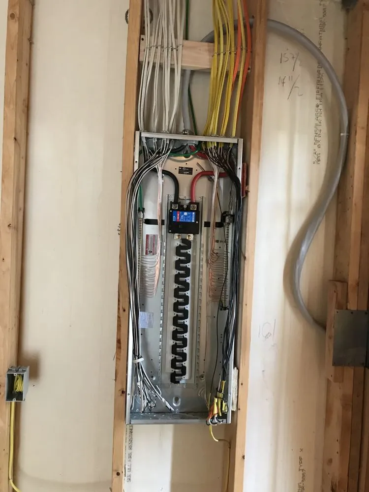 Affordable emergency electrical service in ,  by Smart Tech Electric