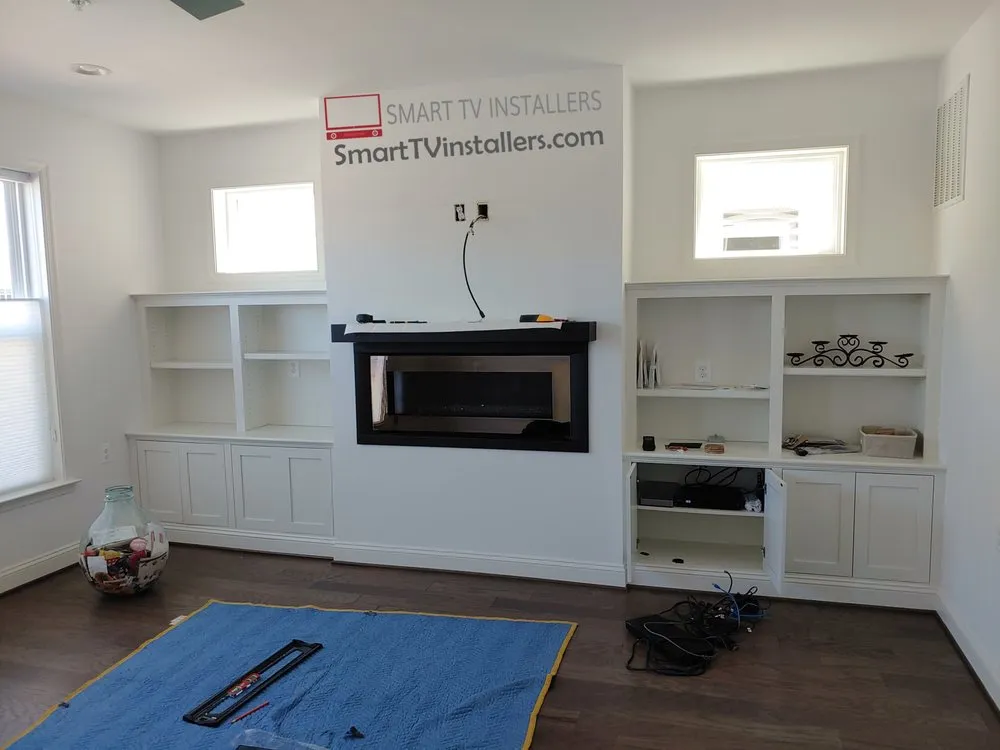 Slide of Smart TV Installers