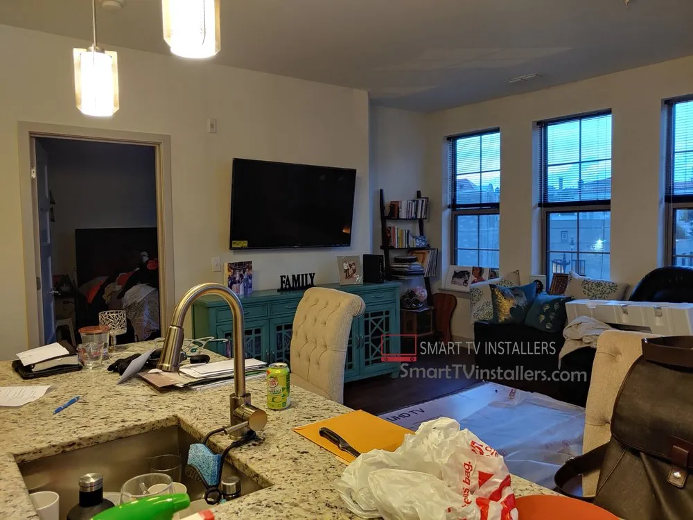 Slide of Smart TV Installers