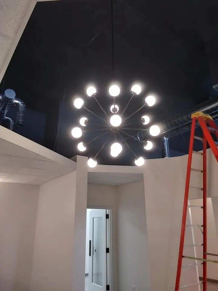 Emergency electrician providing electrical repair in ,