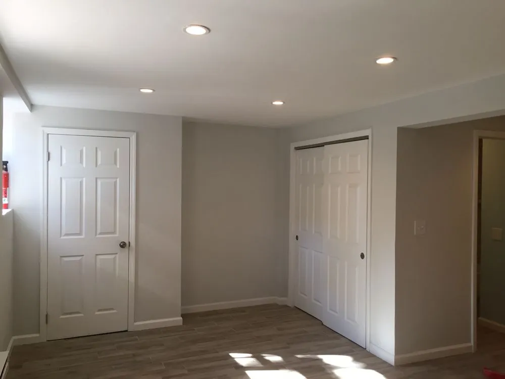 Licensed electrical service for homes in outlet and switch repair,  by 