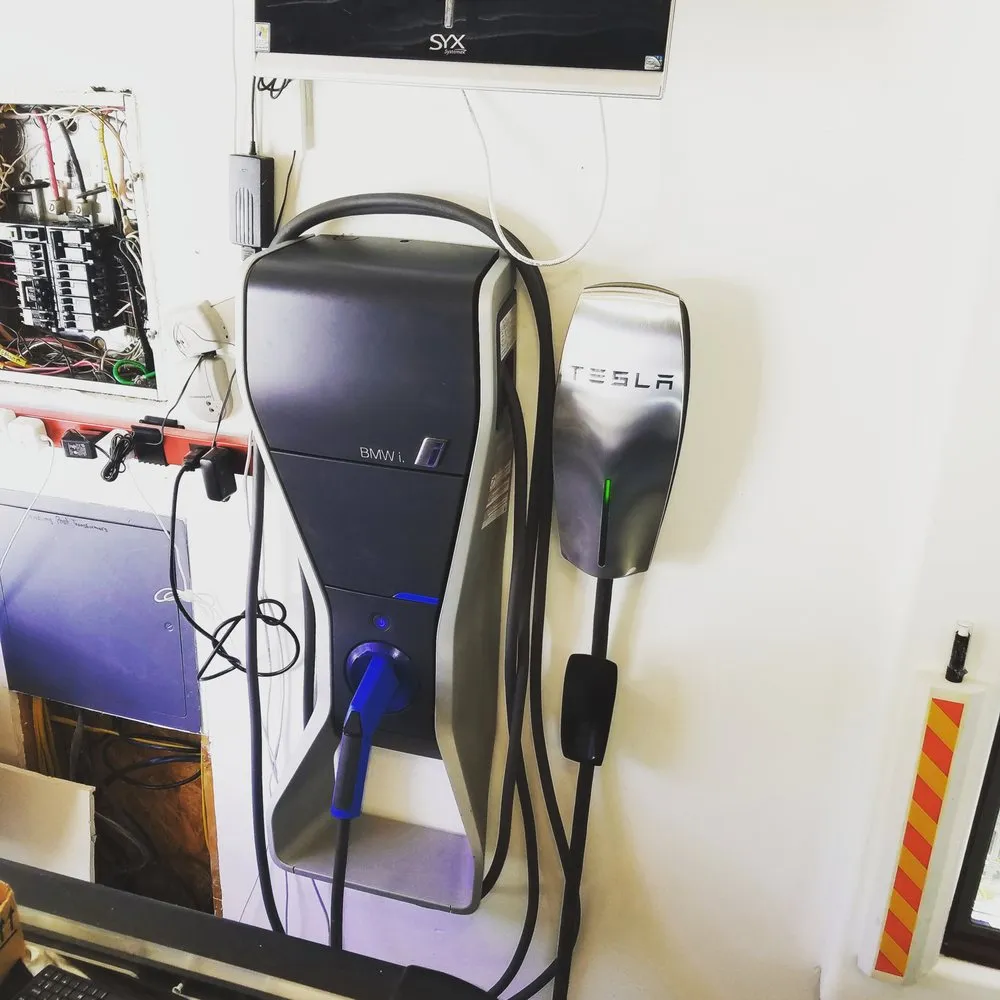 Slide of Smith Electrical Contractors