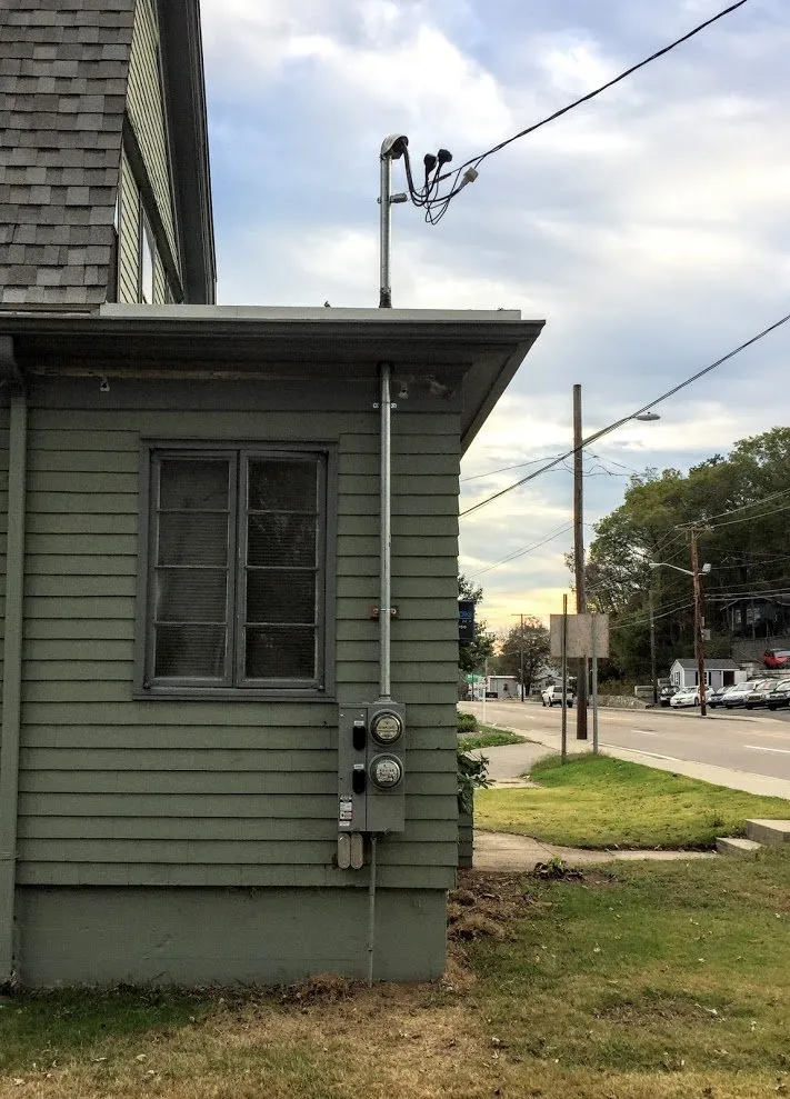 Slide of Smith Licensed Electrician