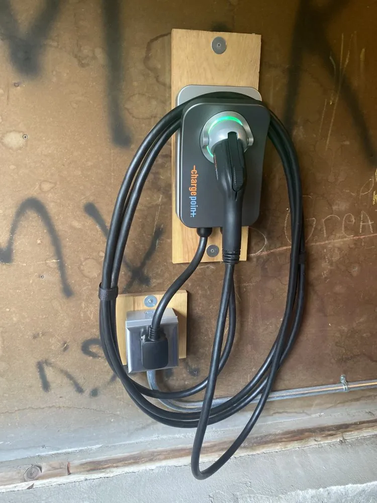 Slide of Smith Licensed Electrician