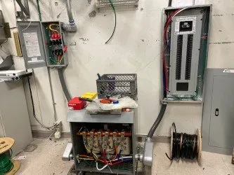 Slide of Smitty Electrical