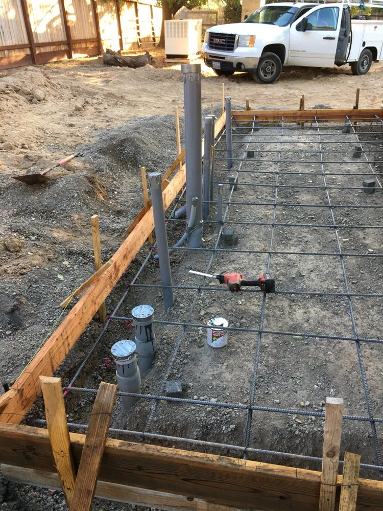 Slide of Smook Electric