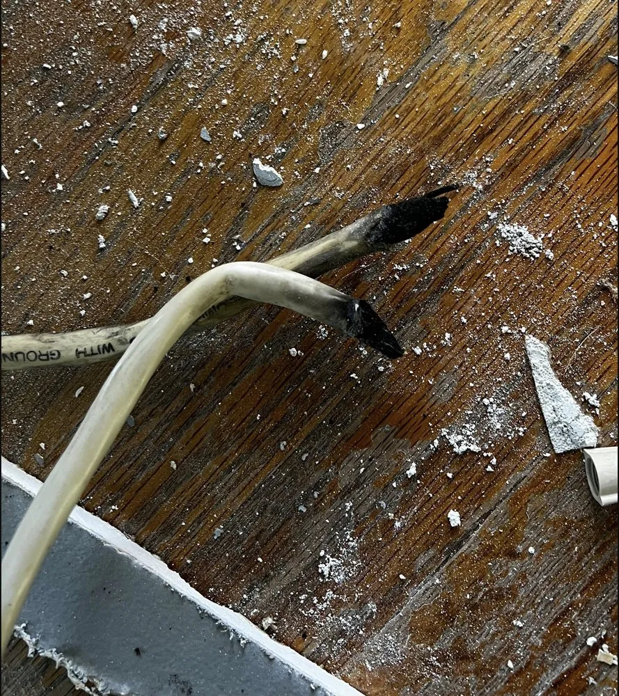 Trusted circuit breaker repair service in Lee's Summit, MO - Smooth Electric
