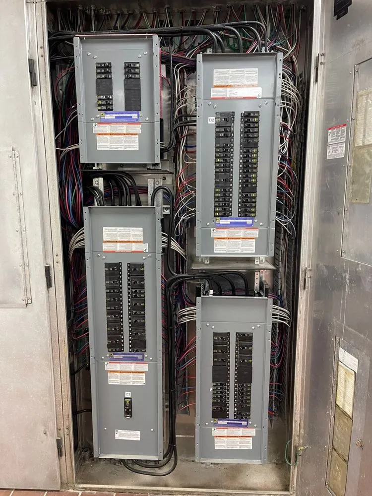 Slide of SMW Electric Services