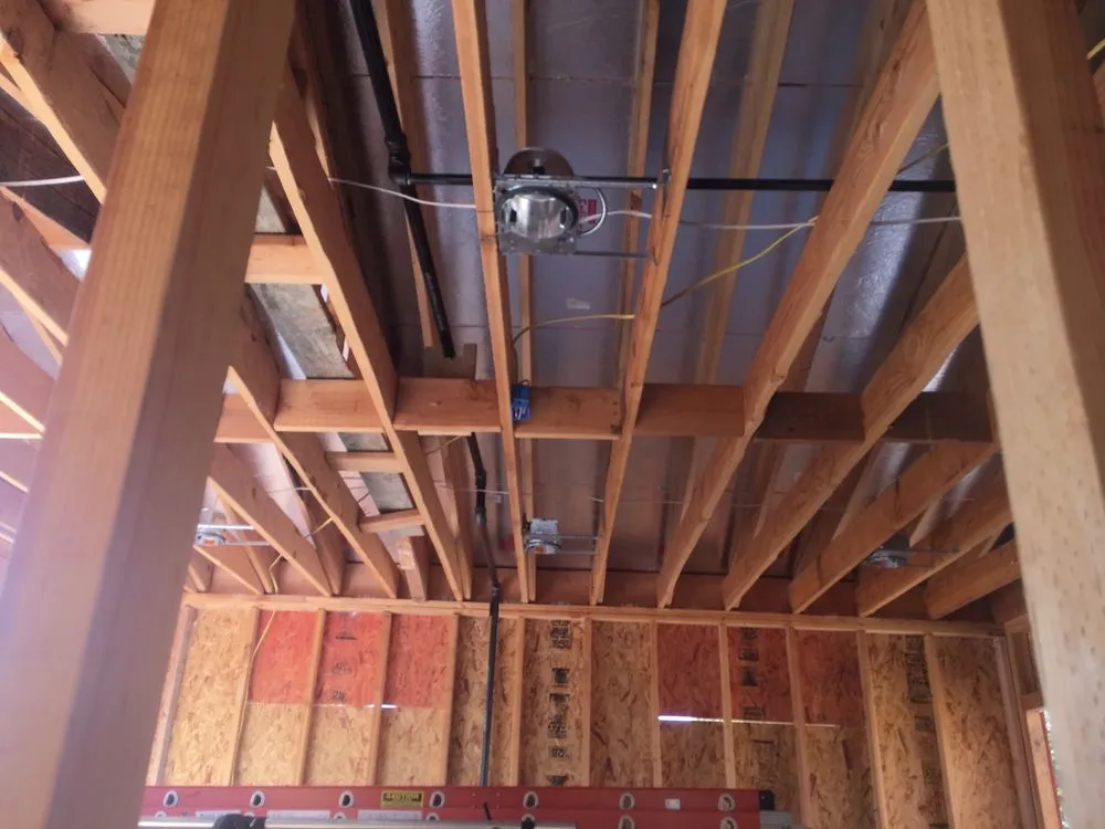 Slide of SNA Electric