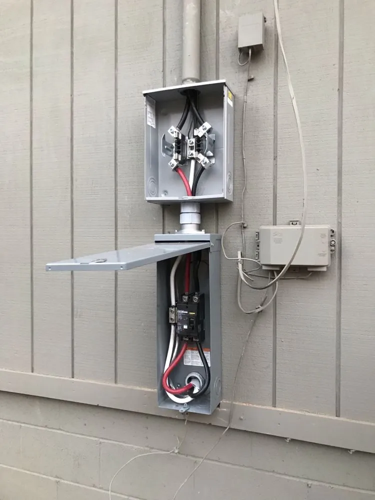 Slide of Snellings Electric