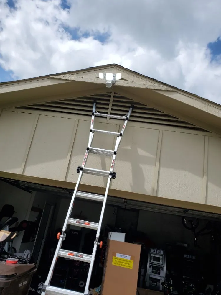 Slide of SNL Handyworks