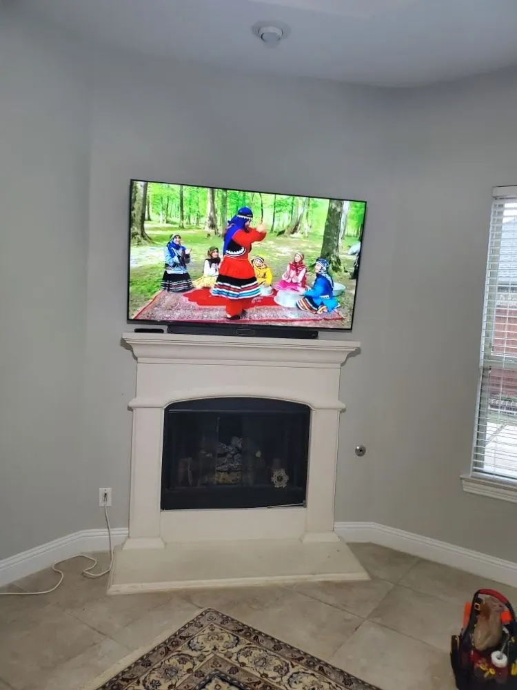 Slide of SNL Handyworks