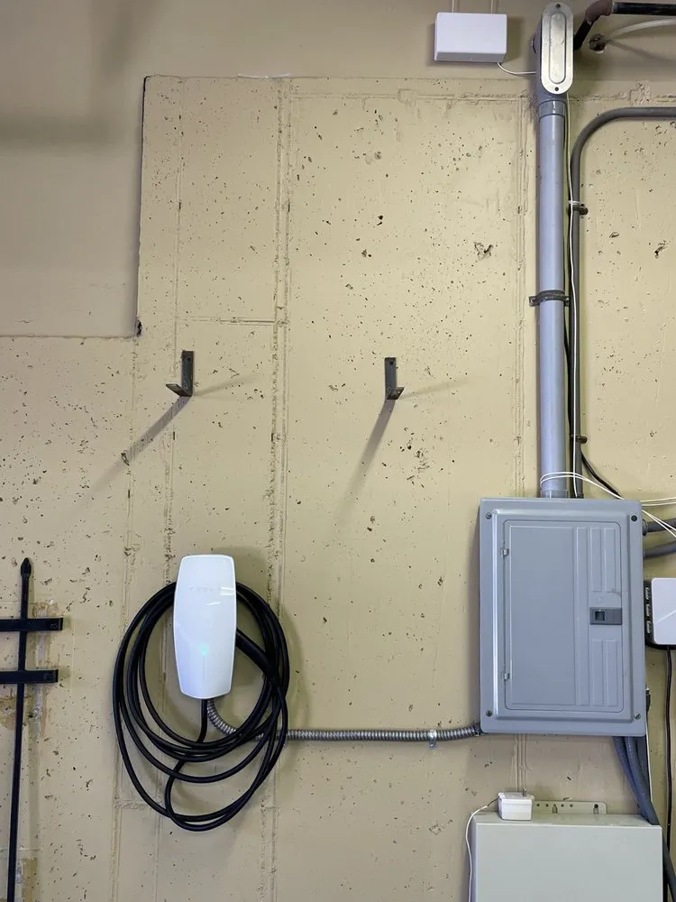 Slide of Snow Top Electric