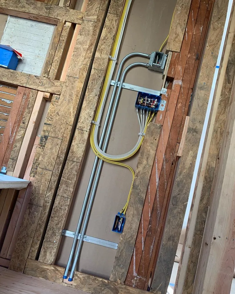 Professional circuit breaker repair in , by Snowbrush Electric