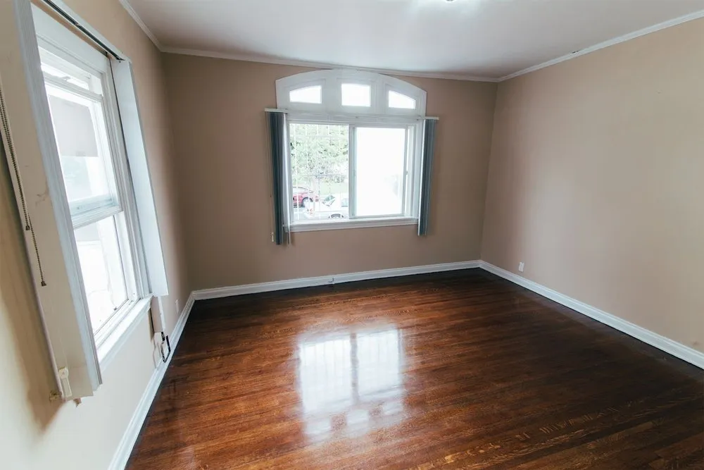 Slide of Snyder Electric