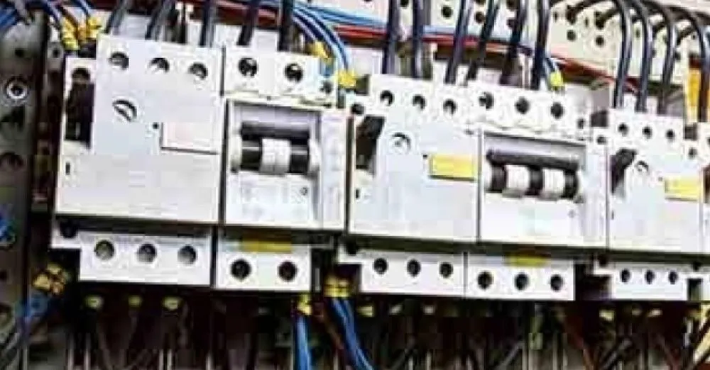 Slide of Snyder Electric