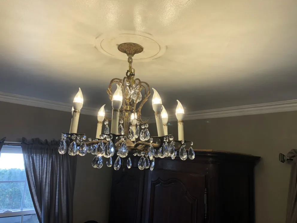 Slide of So Cal Electric & Lighting