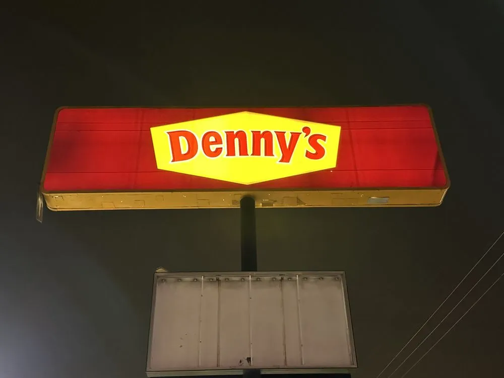 Slide of So Cal Electric & Lighting