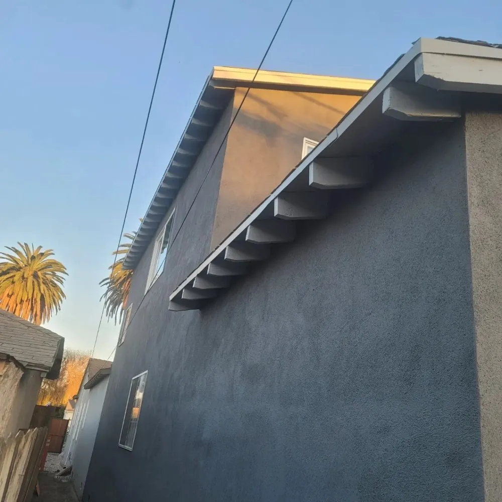 Slide of Socal Handyman Zaldivar