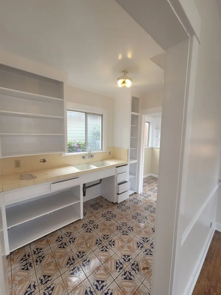 Slide of Socal Handyman Zaldivar