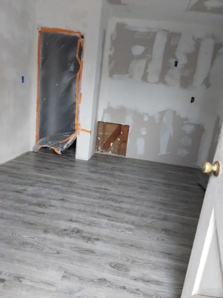 Slide of Socal Handyman Zaldivar