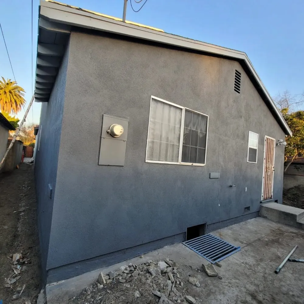 Slide of Socal Handyman Zaldivar