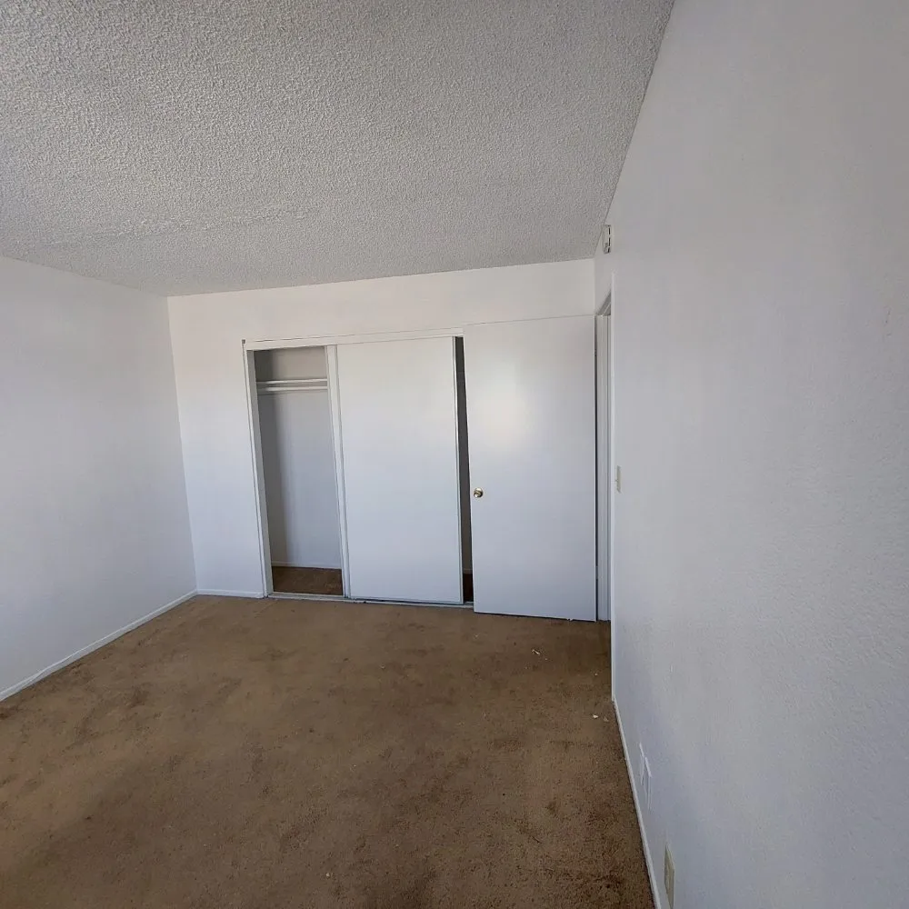 Slide of Socal Handyman Zaldivar