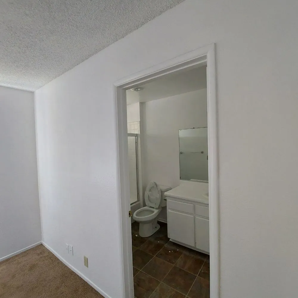 Slide of Socal Handyman Zaldivar